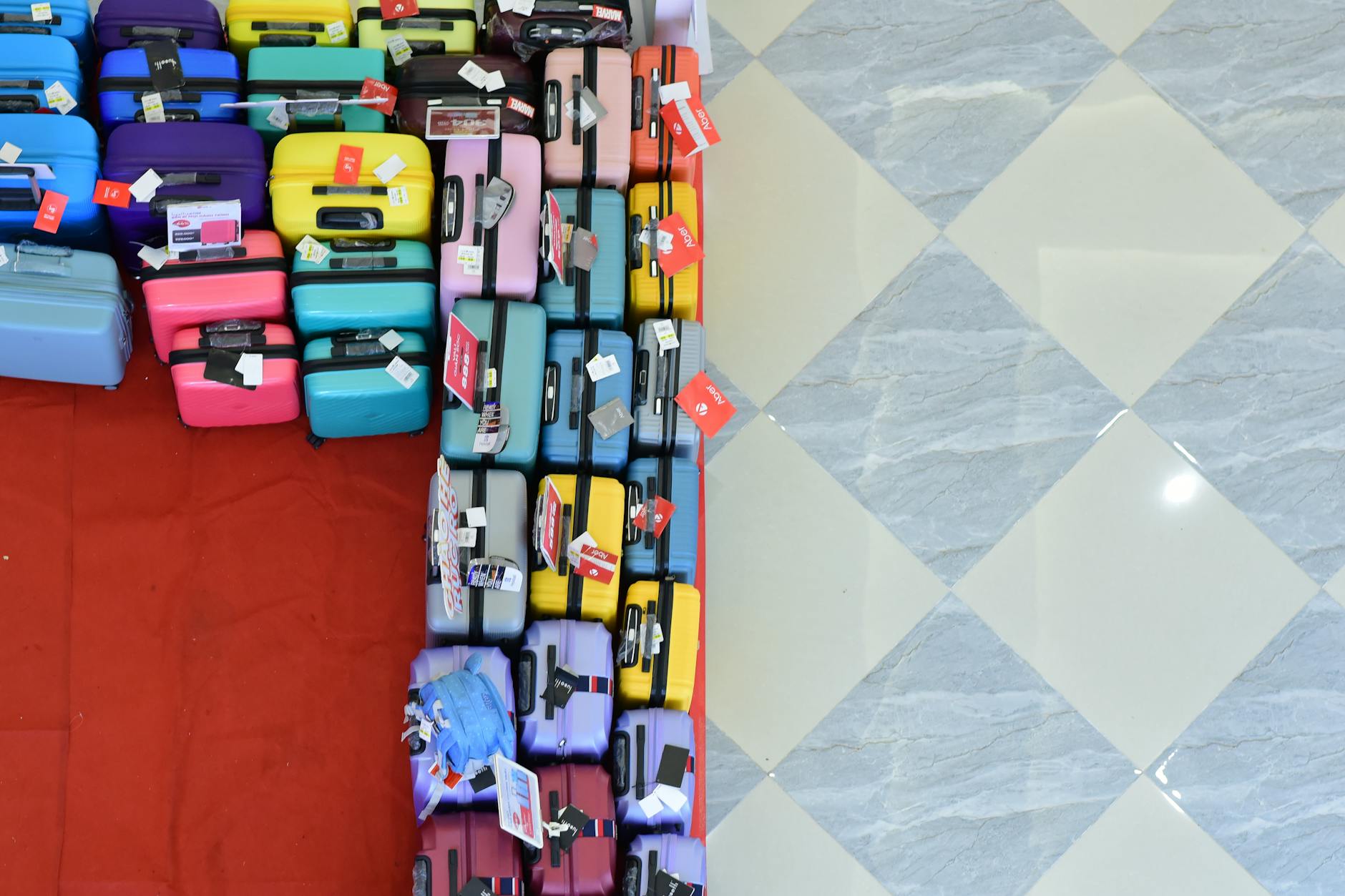 luggage storage Faneuil Hall