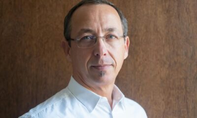 Uri Horowitz professional